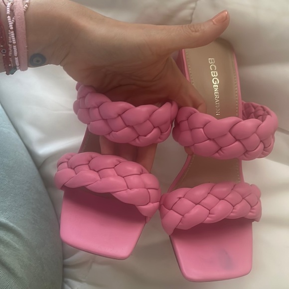 BCBG heels. Pink - Picture 3 of 3